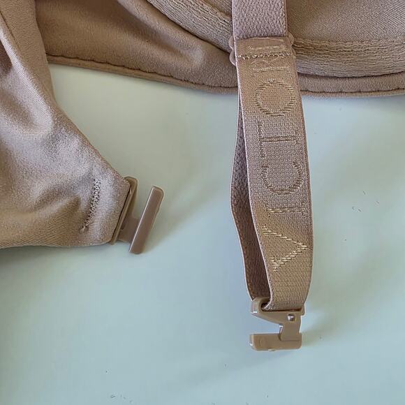 Victorias Secret Nude Lined Demi Bra Beige 38DDD Wireless Lightly Padded - Picture 13 of 14